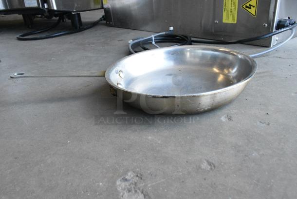 11 Various Metal Items Including Skillets and Baking Pans. 11 Times Your Bid! - Image 5 of 10