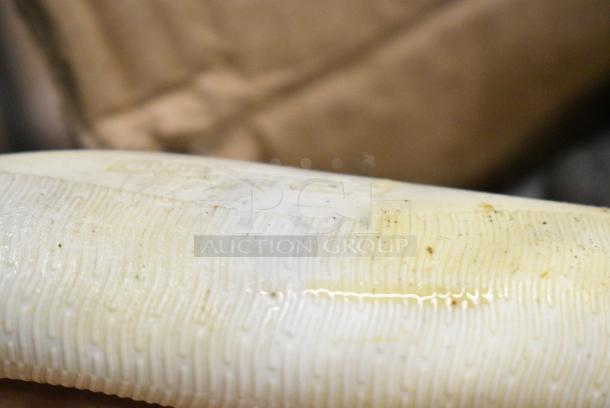 75 SHARPENED Stainless Steel Knives Including Bread Knife. 75 Times Your Bid! - Image 5 of 7