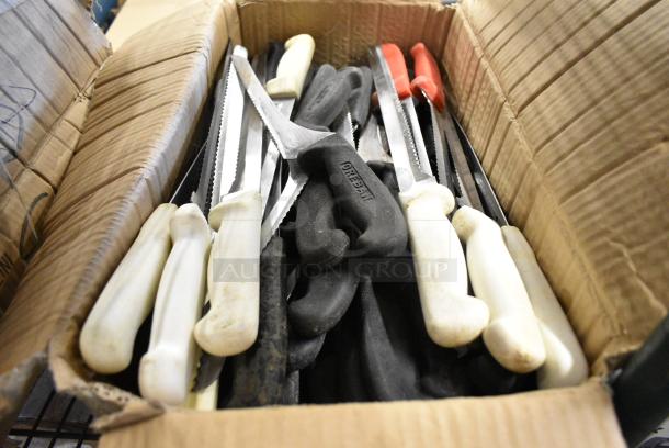 125 SHARPENED Stainless Steel Knives Including Bread Knife. 125 Times Your Bid! - Image 1 of 5