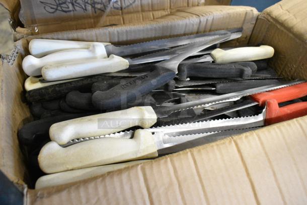 125 SHARPENED Stainless Steel Knives Including Bread Knife. 125 Times Your Bid! - Image 2 of 5