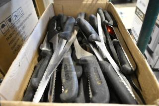70 SHARPENED Stainless Steel Knives Including Serrated Bread Knife. 70 Times Your Bid!