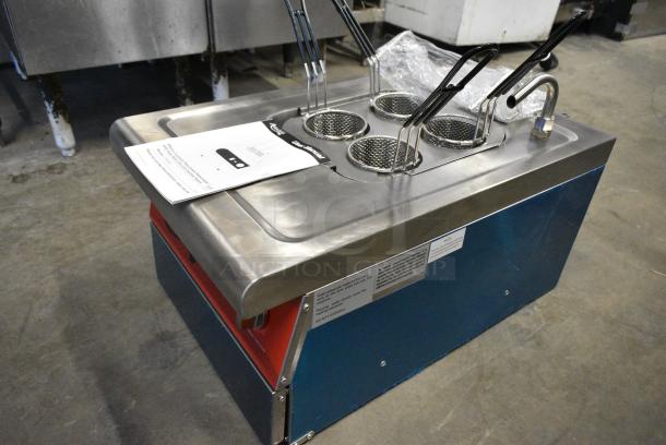 BRAND NEW SCRATCH AND DENT! Avantco 177PC201 2.1 Gallon / 8 Liter Electric Countertop Pasta Cooker / Rethermalizer. 208/240 Votls, 1 Phase. - Image 3 of 10