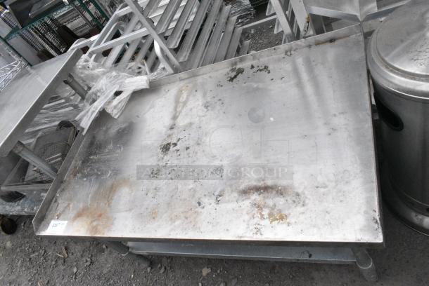 Stainless Steel Equipment Stand w/ Metal Under Shelf. - Image 4 of 5