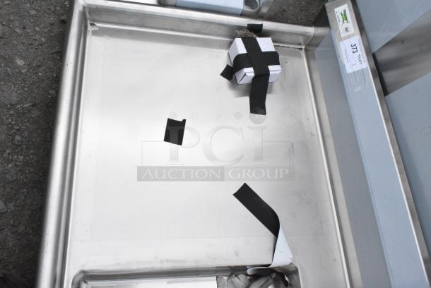 BRAND NEW SCRATCH AND DENT! Regency 600UDT50R 50" 16-Gauge Stainless Steel Soiled / Dirty Undercounter Dishtable - Right Drainboard - Image 5 of 6