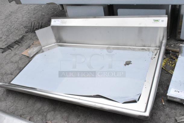 BRAND NEW SCRATCH AND DENT! Regency 600CDT48R 16 Gauge 4' Clean Dish Table - Right Drainboard. No Legs - Image 2 of 4