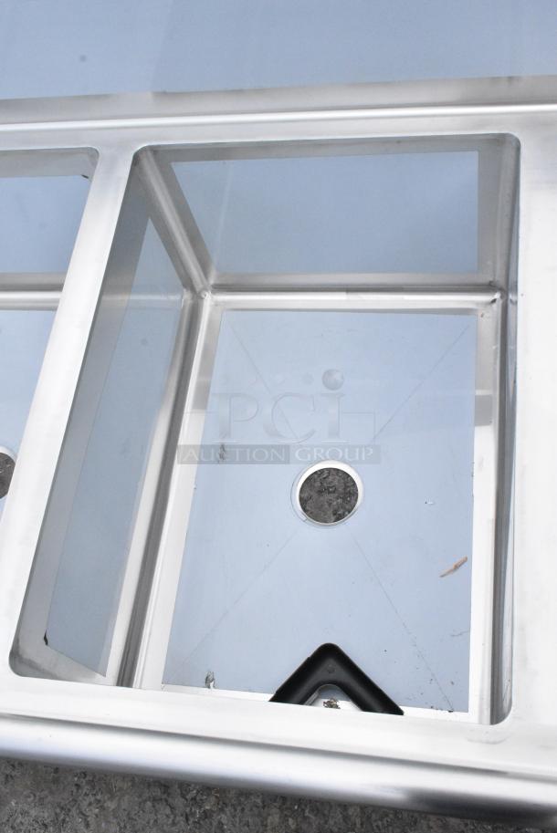 BRAND NEW SCRATCH AND DENT! Regency 600S32028224 115" 16-Gauge Stainless Steel Three Compartment Commercial Sink with 2 Drainboards - 20" x 28" x 14" Bowls. No Legs - Image 4 of 8