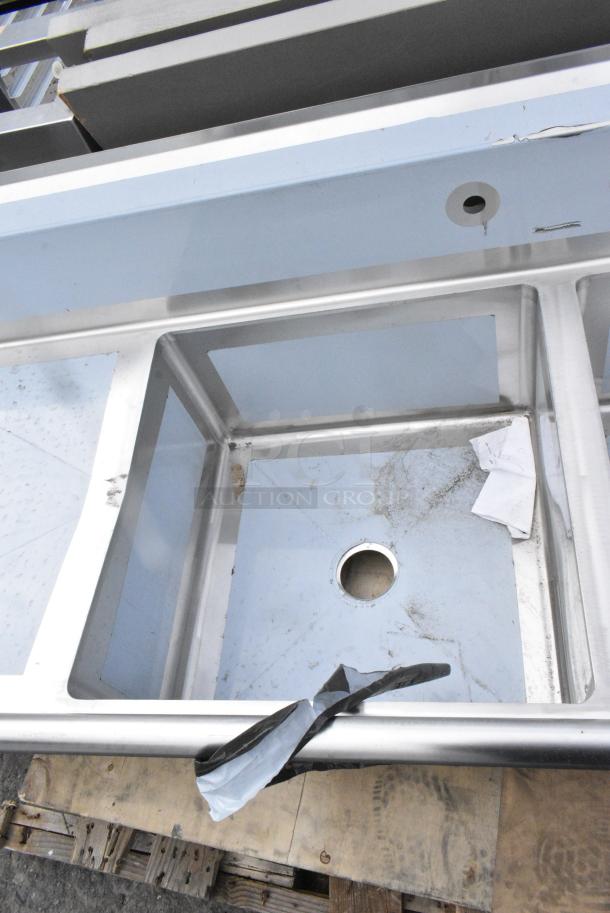 BRAND NEW SCRATCH AND DENT! Regency 600S32323224 Stainless Steel 3 Bay Sink w/ Dual Drain Boards. No Legs. - Image 6 of 8
