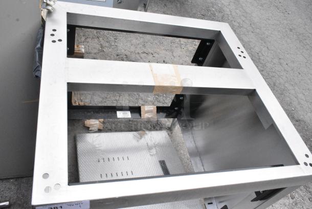 McCann's 16-1579 Stainless Steel Cabinet Stand. - Image 3 of 5