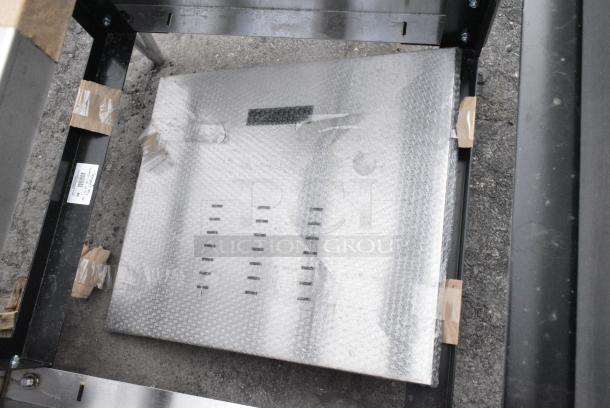 McCann's 16-1579 Stainless Steel Cabinet Stand. - Image 4 of 5
