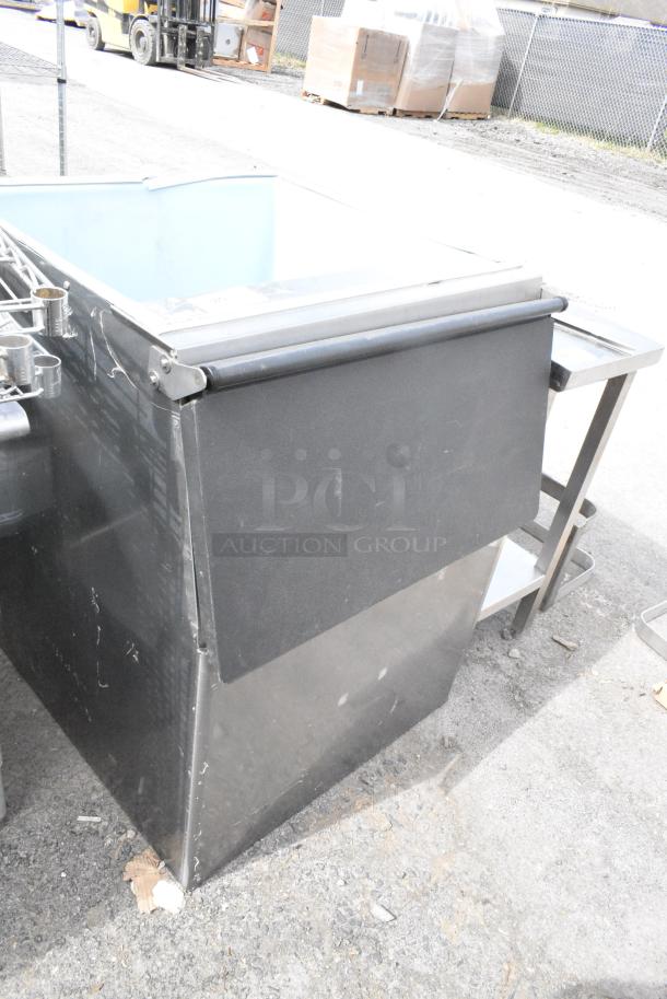 Hoshizaki B-500PF Metal Commercial Ice Bin. - Image 2 of 6