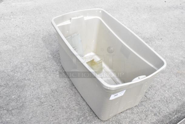 Tan 30 Gallon Bin - Image 4 of 6