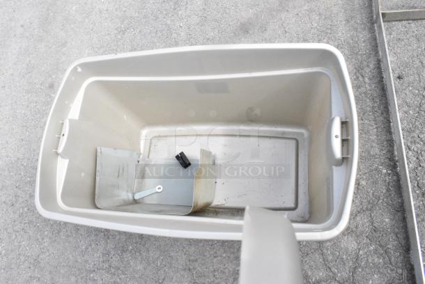 Tan 30 Gallon Bin - Image 5 of 6