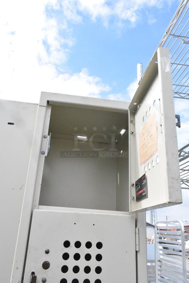 Metal 6 Cubby Locker. - Image 2 of 7