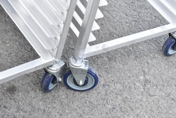 BRAND NEW SCRATCH AND DENT! Metal Commercial Pan Transport Rack on Commercial Casters. - Image 3 of 4
