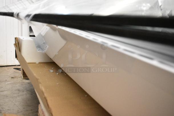 BRAND NEW SCRATCH AND DENT! Avantco Metal Commercial Countertop Display Case Merchandiser. Tested and Does Not Power On - Image 9 of 10
