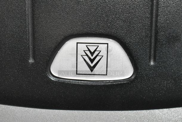 BRAND NEW SCRATCH AND DENT! Karcher CV 66/2 1.012-588.0 26" Bagged Wide Area Vacuum Cleaner, 9 Gallon. 110 Volts, 1 Phase. Tested and Working! - Image 2 of 7