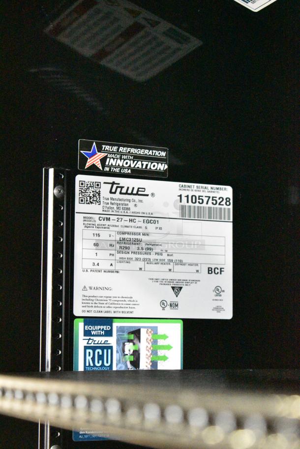BRAND NEW SCRATCH AND DENT! 2025 True CVM-27-HC Metal Commercial Single Door Reach In Cooler Merchandiser. See Pictures for Broken Glass. 115 Volts, 1 Phase. Tested and Working! - Image 4 of 4