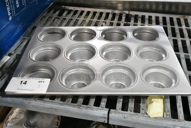 BRAND NEW SCRATCH AND DENT! Metal 12 Cup Muffin Baking Pan - Image 2 of 2