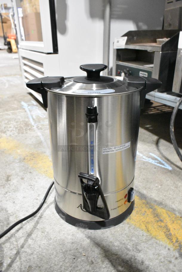 BRAND NEW SCRATCH AND DENT! Avantco CU30CETL 30 Cup (150 oz.) Double Wall Stainless Steel Coffee Urn / Coffee Percolator. 120 Volts, 1 Phase. - Image 1 of 9