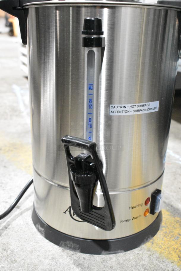 BRAND NEW SCRATCH AND DENT! Avantco CU30CETL 30 Cup (150 oz.) Double Wall Stainless Steel Coffee Urn / Coffee Percolator. 120 Volts, 1 Phase. - Image 5 of 9