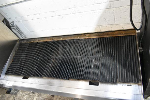 2020 Cooking Performance Group CPG 351CRCPG60NL Stainless Steel Commercial Countertop Natural Gas Powered Charbroiler Grill. 200,000 BTU. - Image 4 of 8