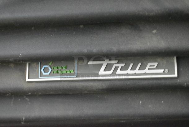 2018 True GDM-41SL-48-HC-LD Metal Commercial 2 Door Reach In Cooler Merchandiser w/ Poly Coated Racks. 115 Volts, 1 Phase. Tested and Powers On But Does Not Get Cold - Image 2 of 6