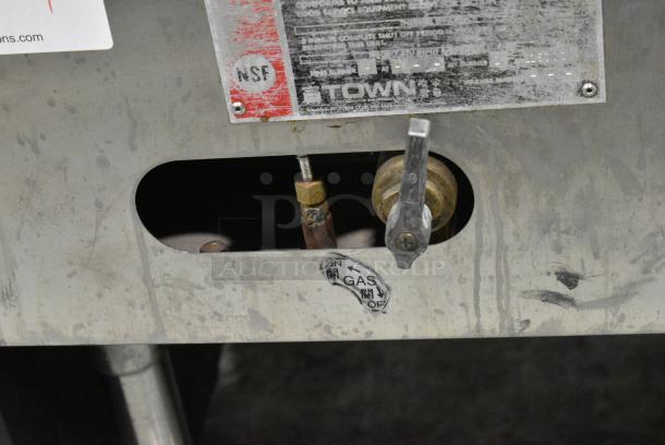Town SR-24-M-SS-N Stainless Steel Commercial Natural Gas Powered Single Burner Wok Range. - Image 4 of 6