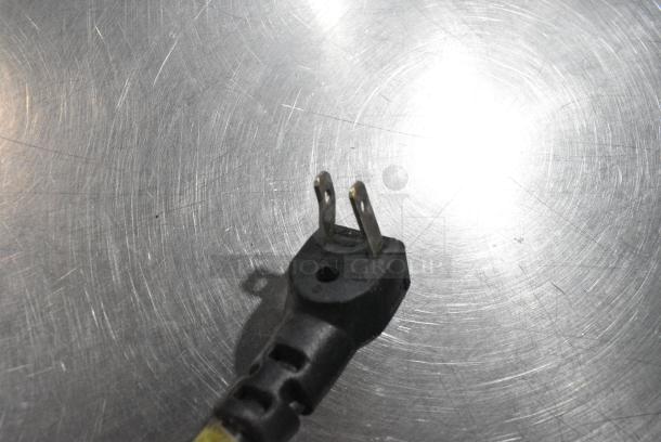 2017 Continental SW72 Stainless Steel Commercial 3 Door Work Top Cooler on Commercial Casters. 115 Volts, 1 Phase. Tested and Working! - Image 11 of 11