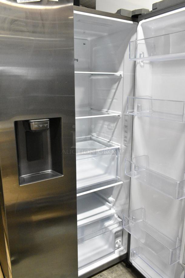 Samsung RS22T5201SR Stainless Steel Cooler w/ Freezer and Ice Dispenser. 115 Volts, 1 Phase. Tested and Working! - Image 6 of 8