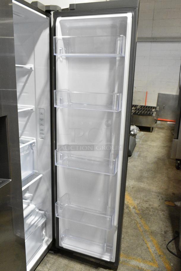 Samsung RS22T5201SR Stainless Steel Cooler w/ Freezer and Ice Dispenser. 115 Volts, 1 Phase. Tested and Working! - Image 7 of 8