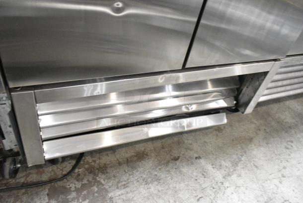 2021 True T-35-HC Stainless Steel Commercial 2 Door Reach In Cooler w/ Poly Coated Racks on Commercial Casters. 115 Volts, 1 Phase. Tested and Working! - Image 5 of 10