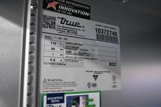 2022 True T-35-HC Stainless Steel Commercial 2 Door Reach In Cooler w/ Poly Coated Racks on Commercial Casters. 115 Volts, 1 Phase. Tested and Working! - Image 8 of 8