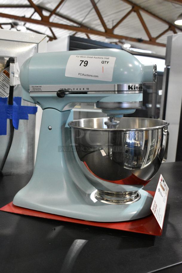KitchenAid Metal Countertop 4.5 Quart Planetary Dough Mixer w/ Mixing Bowl and Paddle Attachment. 120 Volts, 1 Phase. Unit Was a Store Display. Cannot Test Due To Cut Power Cord - Image 2 of 10
