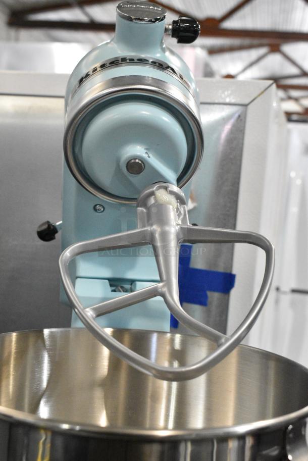 KitchenAid Metal Countertop 4.5 Quart Planetary Dough Mixer w/ Mixing Bowl and Paddle Attachment. 120 Volts, 1 Phase. Unit Was a Store Display. Cannot Test Due To Cut Power Cord - Image 7 of 10