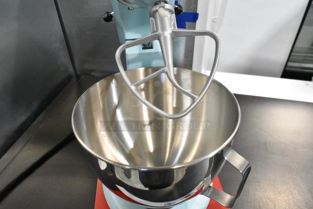 KitchenAid Metal Countertop 4.5 Quart Planetary Dough Mixer w/ Mixing Bowl and Paddle Attachment. 120 Volts, 1 Phase. Unit Was a Store Display. Cannot Test Due To Cut Power Cord - Image 8 of 10