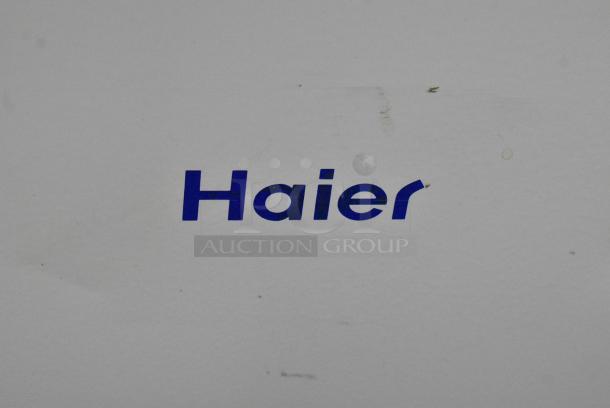 Haier HCM050EC Metal Chest Freezer w/ Hinge Lid on Commercial Casters. 115 Volts, 1 Phase. Tested and Working! - Image 3 of 7
