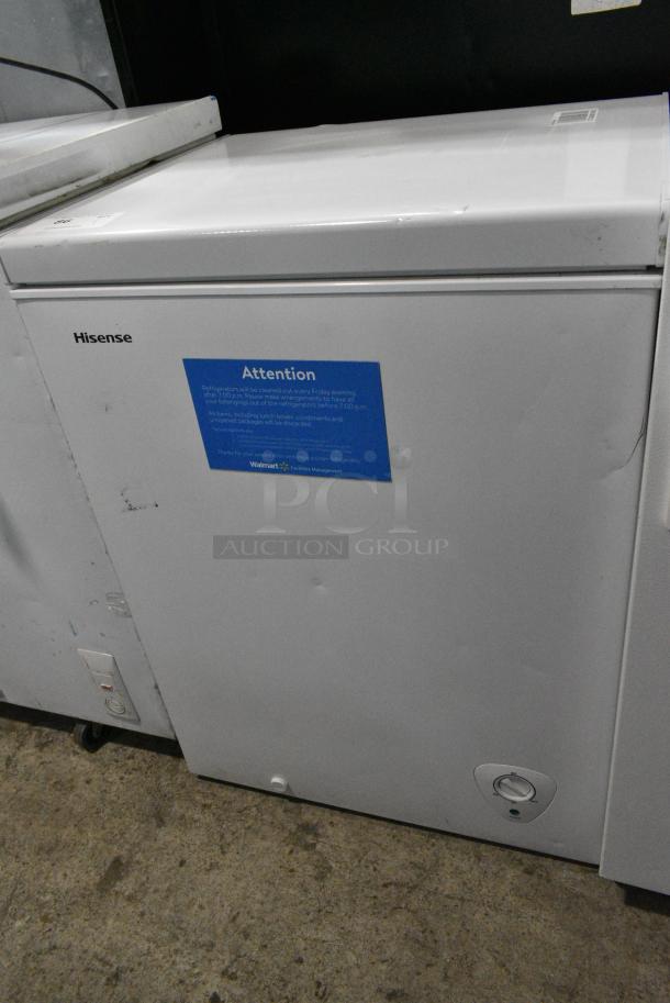 Hisense WFC050M6XWD Metal Chest Freezer w/ Hinge Lid. 115 Volts, 1 Phase. Tested and Working! - Image 2 of 7