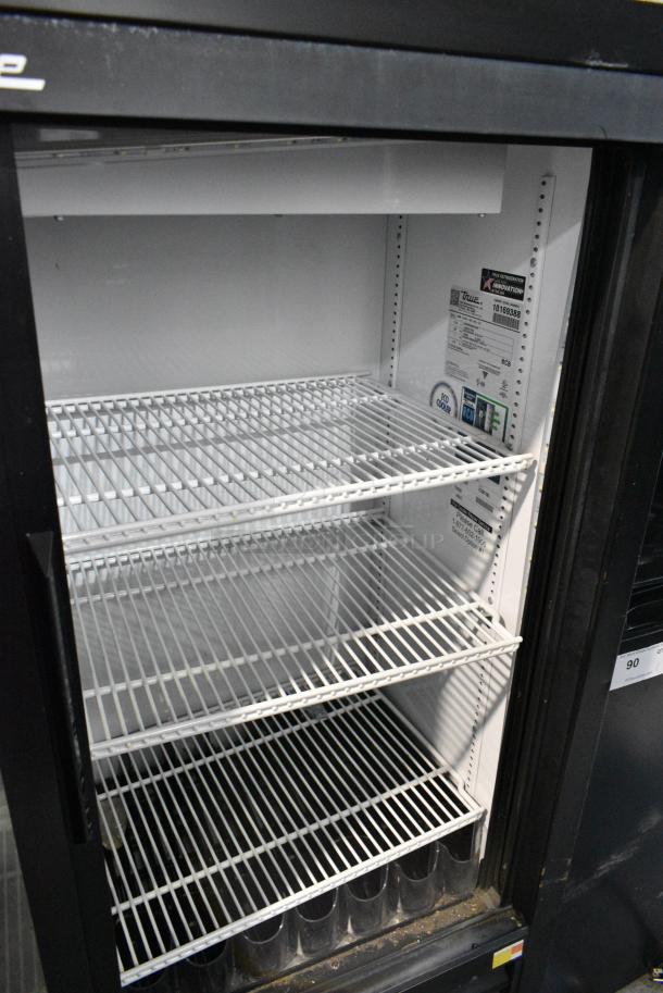 2021 True GDM-41SL-48-HC-LD Metal Commercial 2 Door Reach In Cooler Merchandiser. 115 Volts, 1 Phase. Tested and Powers On But Does Not Get Cold - Image 5 of 7