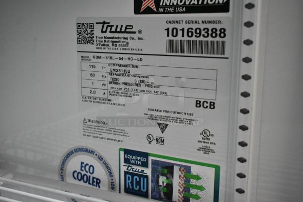 2021 True GDM-41SL-48-HC-LD Metal Commercial 2 Door Reach In Cooler Merchandiser. 115 Volts, 1 Phase. Tested and Powers On But Does Not Get Cold - Image 7 of 7