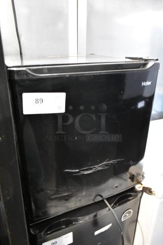 Haier QHE02GGMBBB Mini Cooler. 115 Volts, 1 Phase. Cannot Test - Unit Trips Breaker