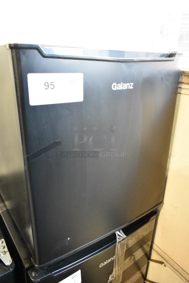 Galanz GL17BK Mini Cooler. 115 Volts, 1 Phase. Tested and Working! - Image 2 of 7