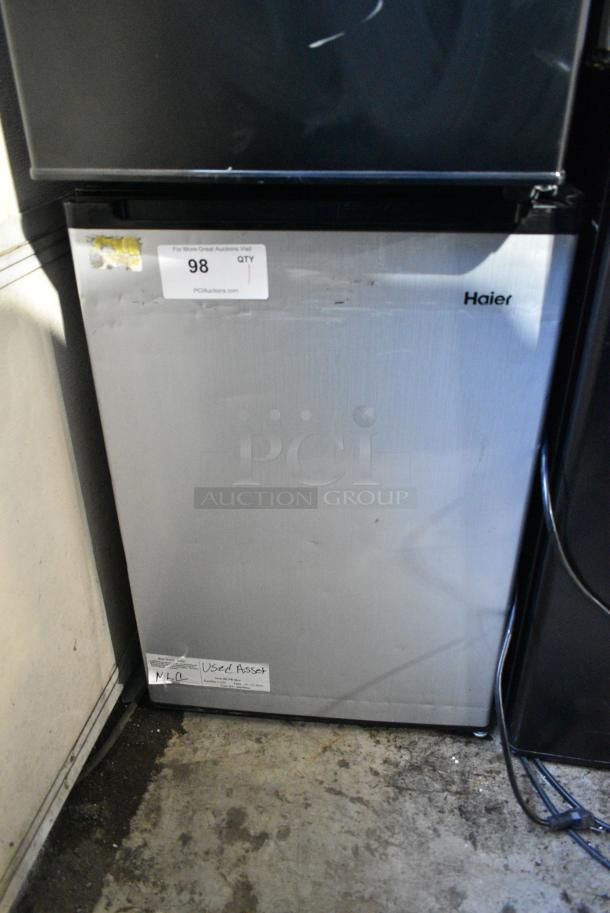 Haier HC27SW20RV Mini Cooler. 115 Volts, 1 Phase. Tested and Working! - Image 1 of 5