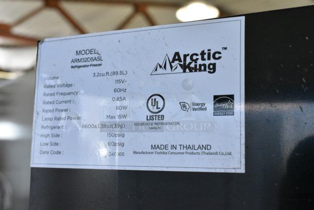 Arctic King Mini Cooler w/ Freezer. 115 Volts, 1 Phase. Tested and Powers On But Does Not Get Cold - Image 7 of 7