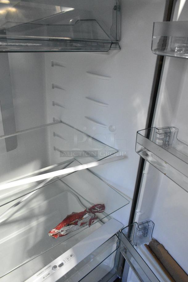 Oster OS-NF21800HB Metal Cooler w/ Freezer. 120 Volts, 1 Phase. Tested and Working! - Image 10 of 11