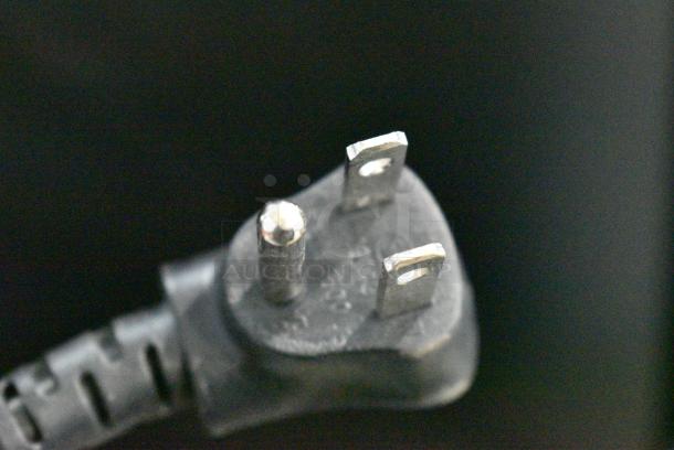 2020 Hisense RR17D6ABE Mini Cooler. 115 Volts, 1 Phase. Tested and Working! - Image 5 of 7