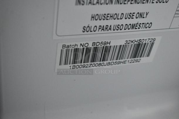 2020 Hisense RR33D6ABE Mini Cooler. 115 Volts, 1 Phase. Tested and Working! - Image 7 of 7