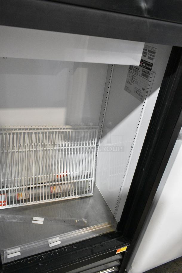 2018 True GDM-41SL-48-HC-LD Metal Commercial 2 Door Reach In Cooler Merchandiser. 115 Volts, 1 Phase. Tested and Powers On But Does Not Get Cold - Image 5 of 7
