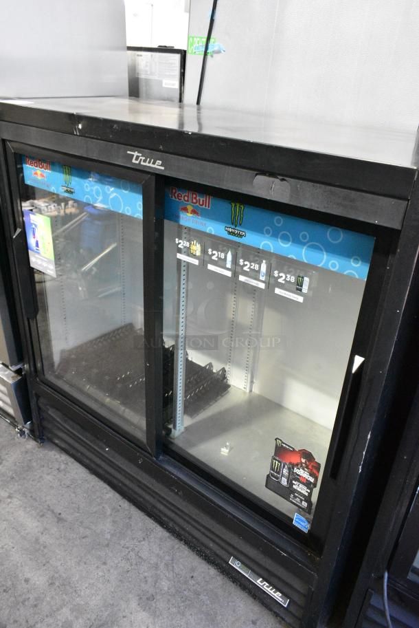 2022 True GDM-41SL-48-HC-LD Metal Commercial 2 Door Reach In Cooler Merchandiser. 115 Volts, 1 Phase. Tested and Working! - Image 1 of 5
