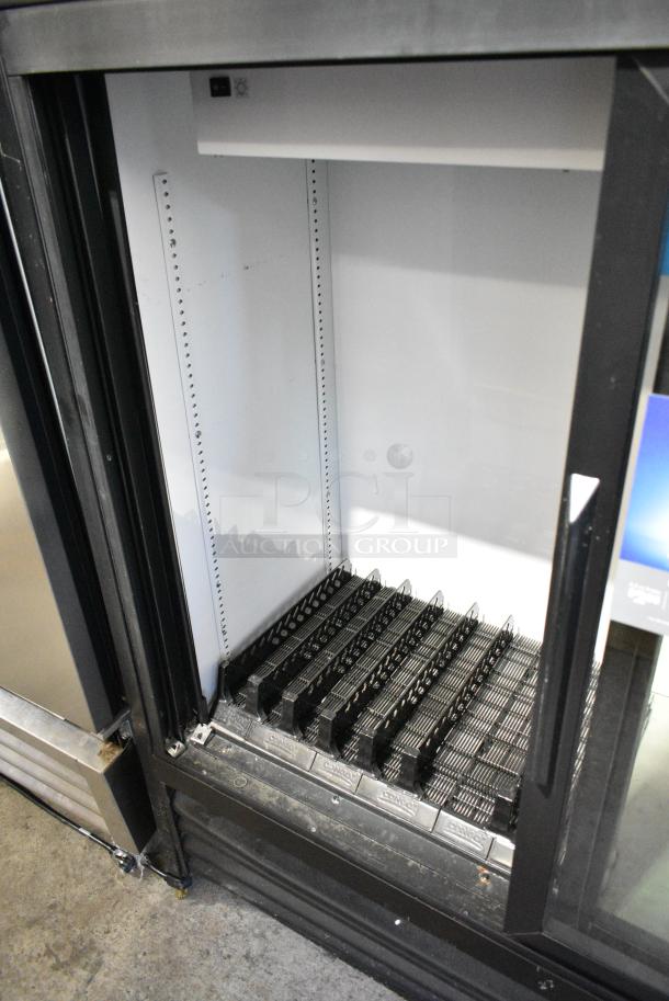 2022 True GDM-41SL-48-HC-LD Metal Commercial 2 Door Reach In Cooler Merchandiser. 115 Volts, 1 Phase. Tested and Working! - Image 3 of 5