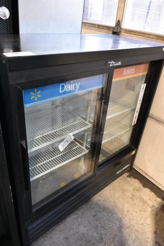 2019 True GDM-41SL-48-HC-LD Metal Commercial 2 Door Reach In Cooler Merchandiser. 115 Volts, 1 Phase. Tested and Powers On But Does Not Get Cold